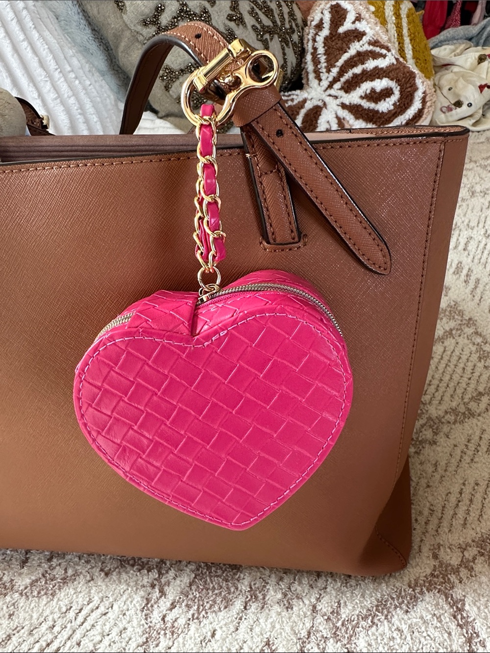 Vintage Hot Pink Heart Jewelry Case Woven Vegan Leather Chain